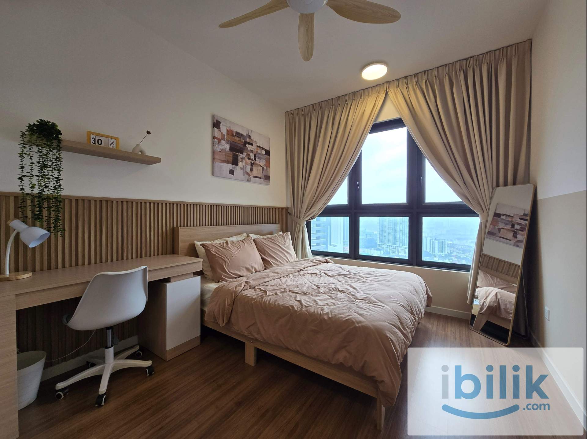 Master room with private bathroom - Image 1