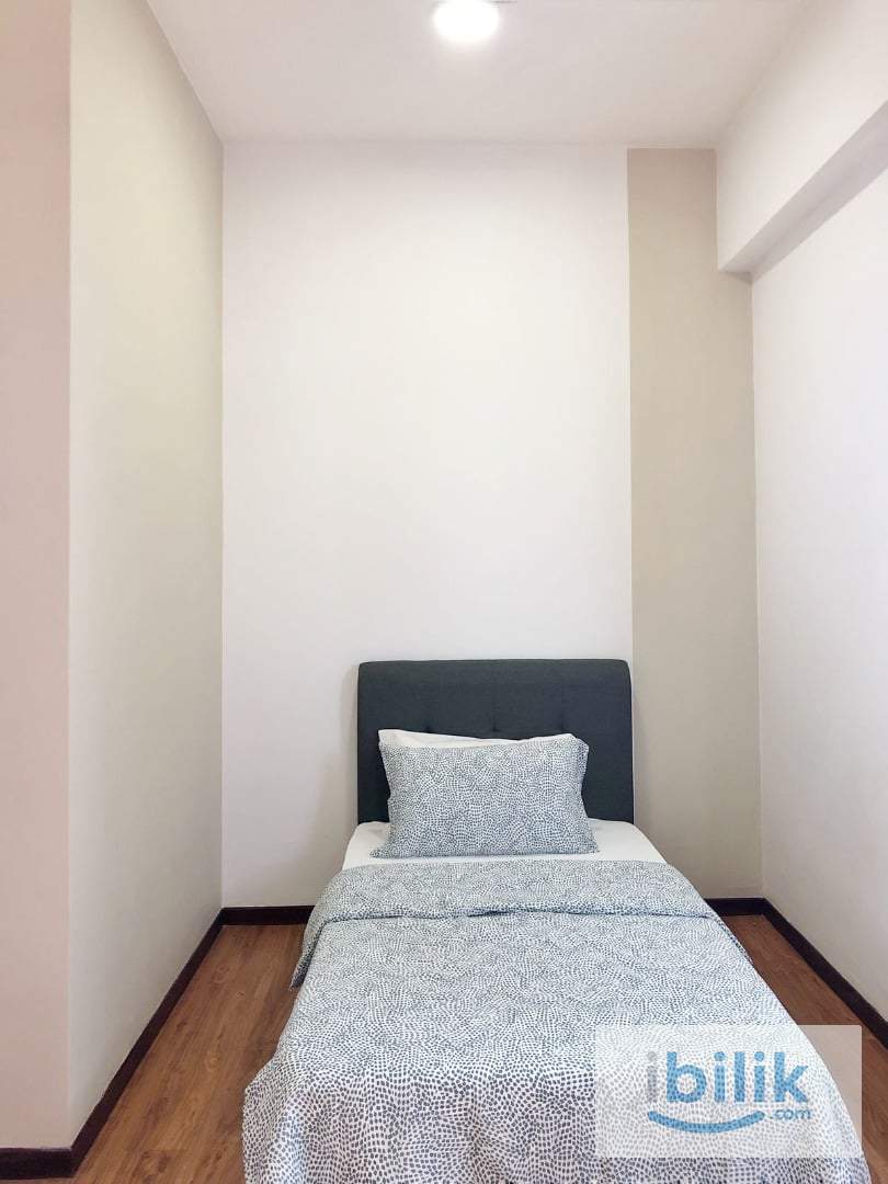 Female only Medium Room at 7 Tree Seven Residence, Bandar Sungai Long - Image 5