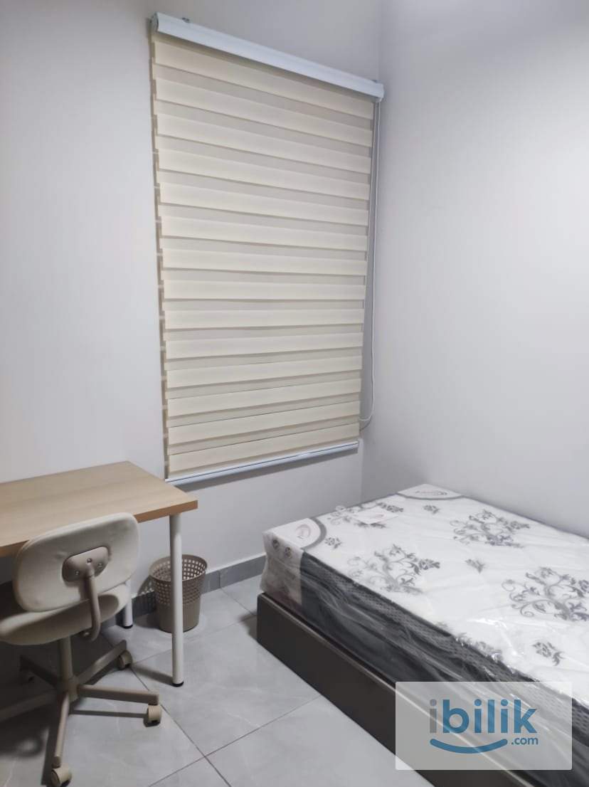 Middle Room @ The Birch, Jalan Ipoh (Fully Furnished) - for female - Image 1