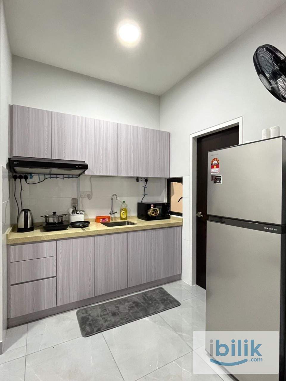 Middle Room @ The Birch, Jalan Ipoh (Fully Furnished) - for female - Image 3