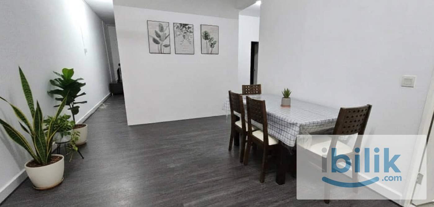 Master Bedroom @ Elit Heights Bayan Lepas - Image 2