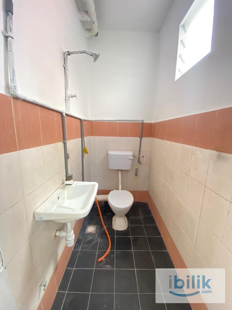 Single room at Bandar Sunway, Petaling Jaya - Image 2