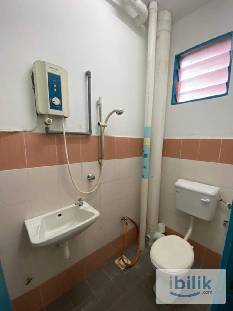 Single Room - Image 3