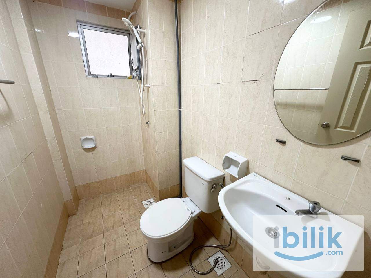 Medium Room, Bandar Sunway, Petaling Jaya - Image 4
