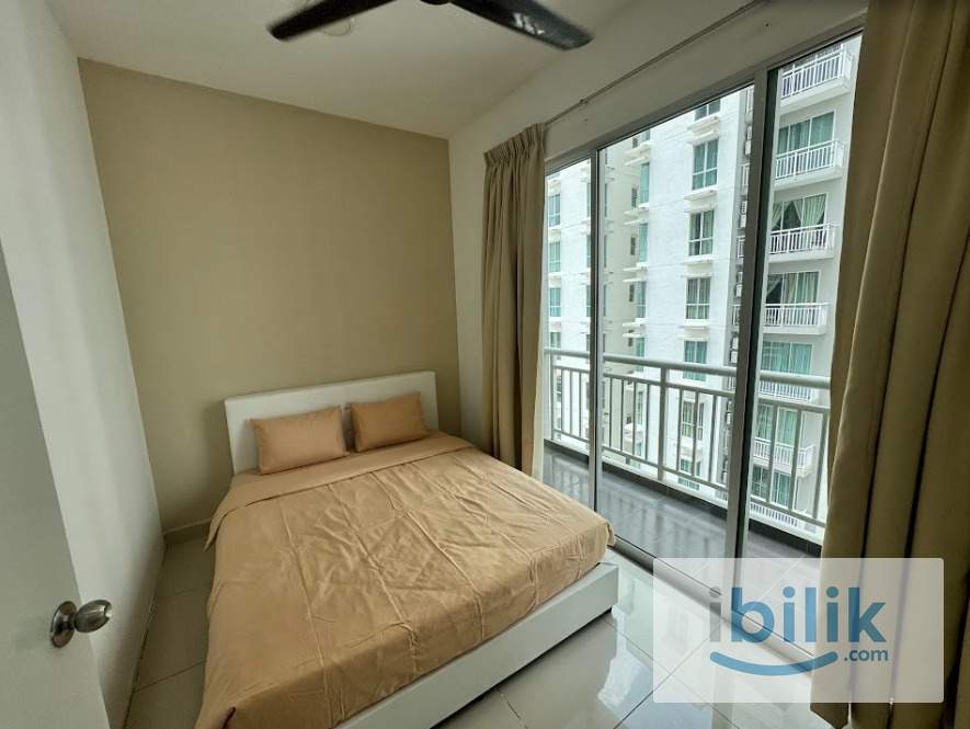 MEDIUM ROOM WITH BALCONY @ ALIFF RESIDENCES TAMPOI - Image 1