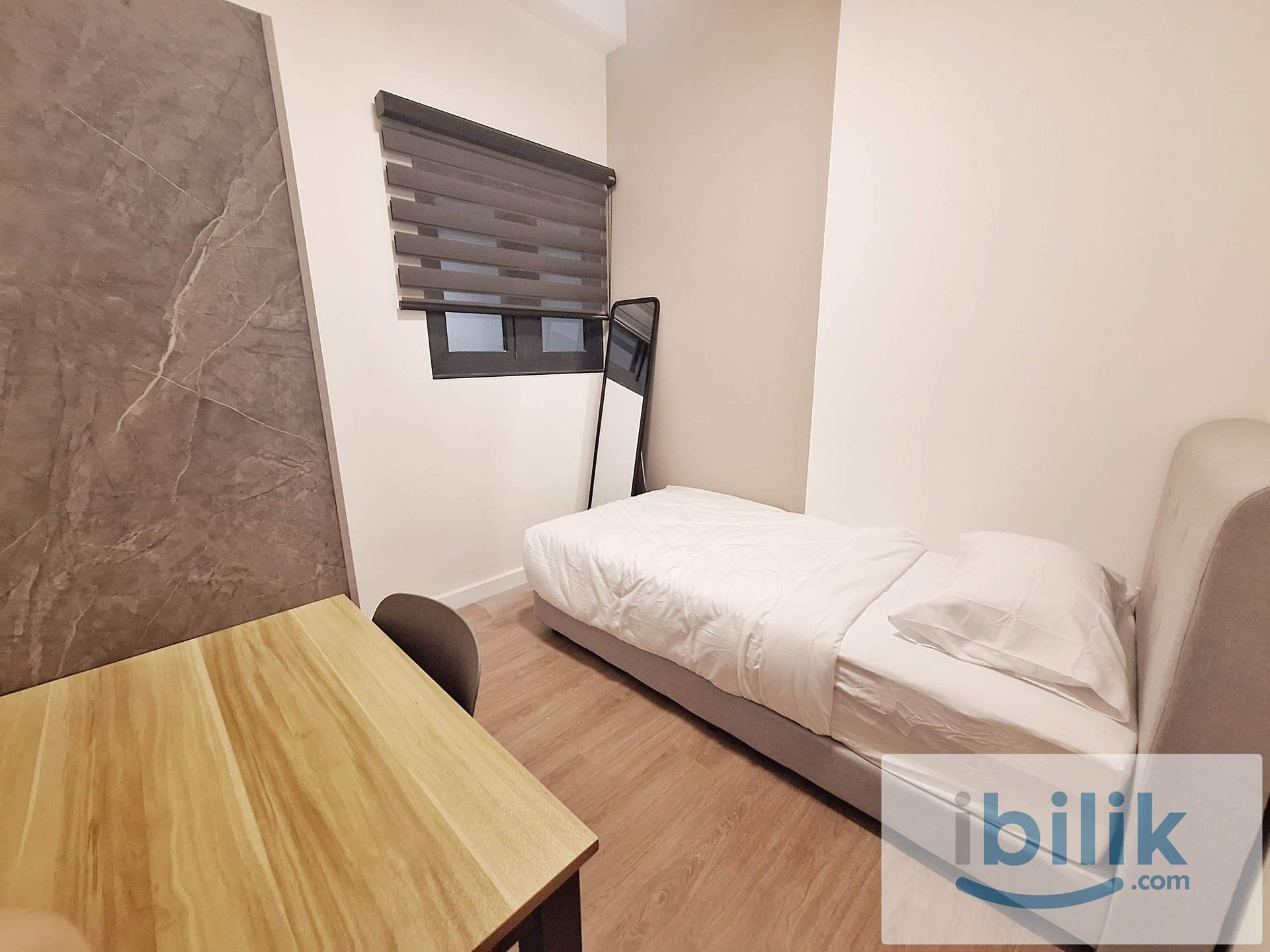 😂Skip this single bed room at Skyline KL, If you don't need the LRT 📍Nearby Sunway Velocity, TRX, Menara 118 - Image 3