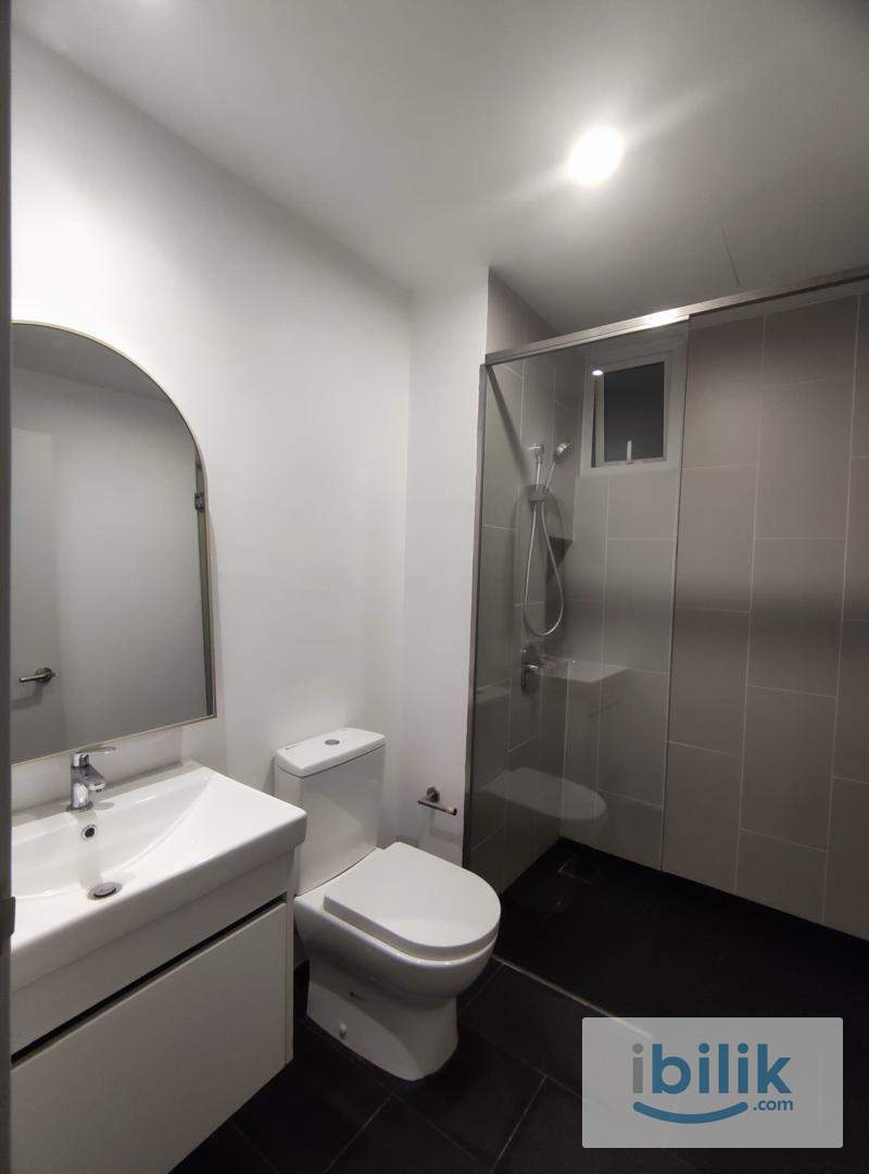 Masteroom @ Una Residence  - Image 3