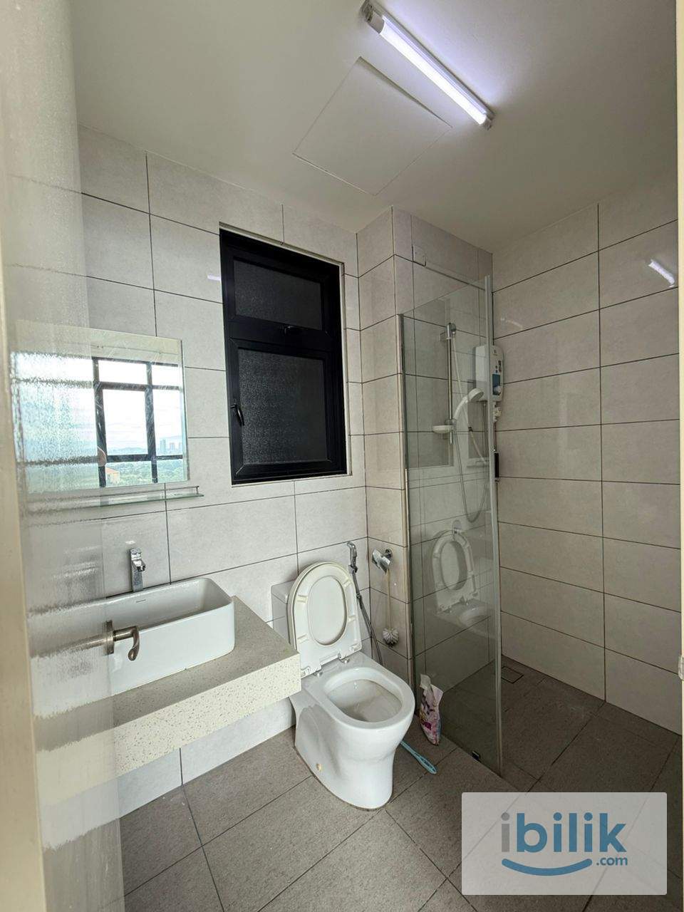 Masterroom @conezion for rent - Image 3