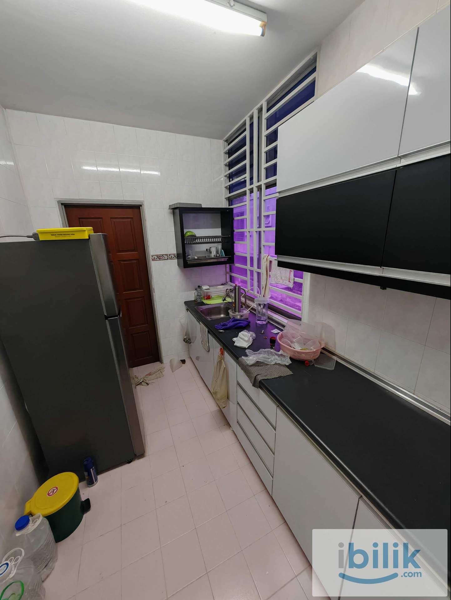 Masterroom at manor 2 - Image 2