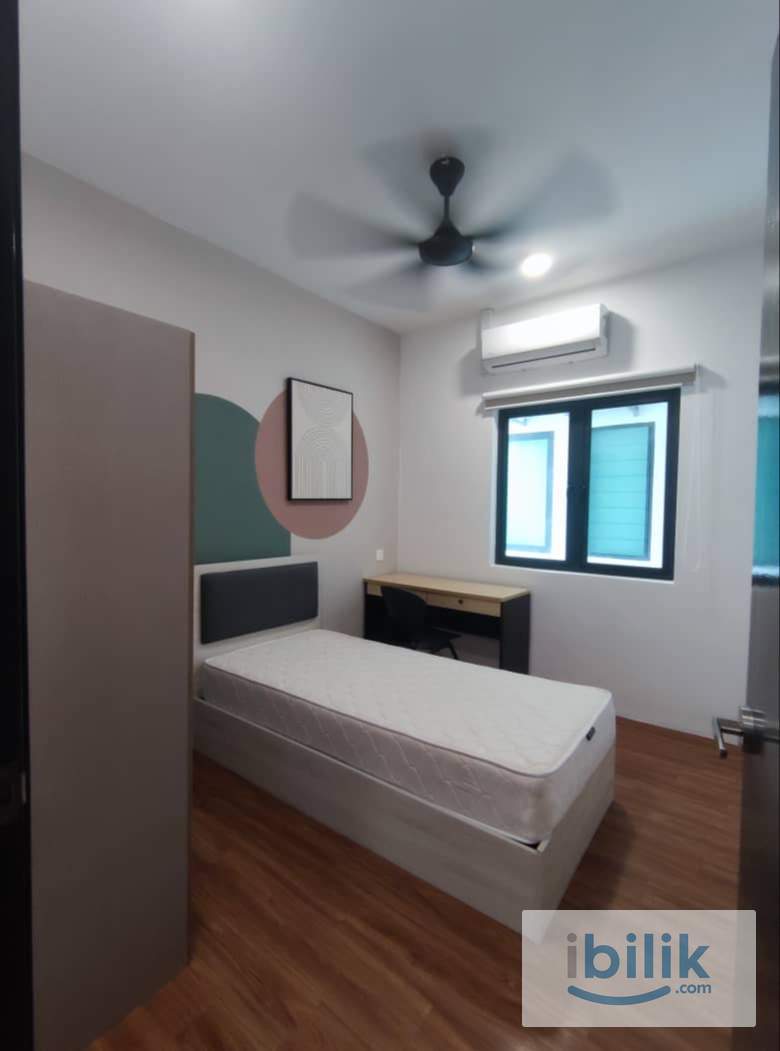 Small room  - Image 1
