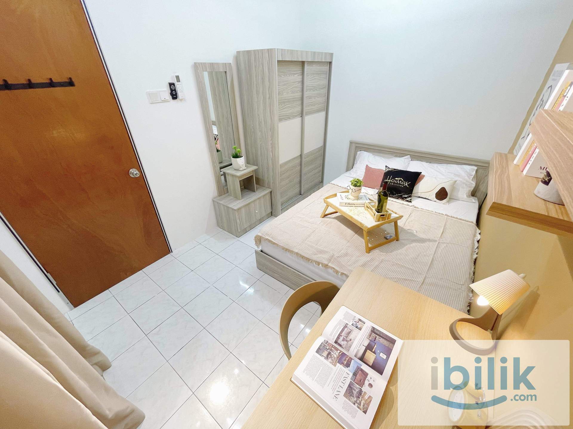 🔥MUST VIEW ROOM!🔥PREMIUM BALCONY ROOM🏡NEAR TO IKEA & THE CURVE 🛍️ - Image 2