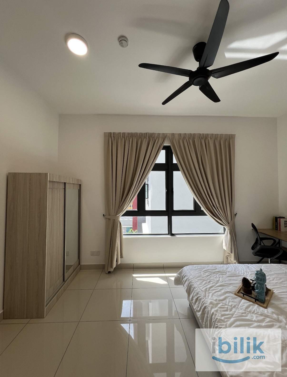 (Mixed Unit) Master Bedroom at D’Seven Sunway - Image 3