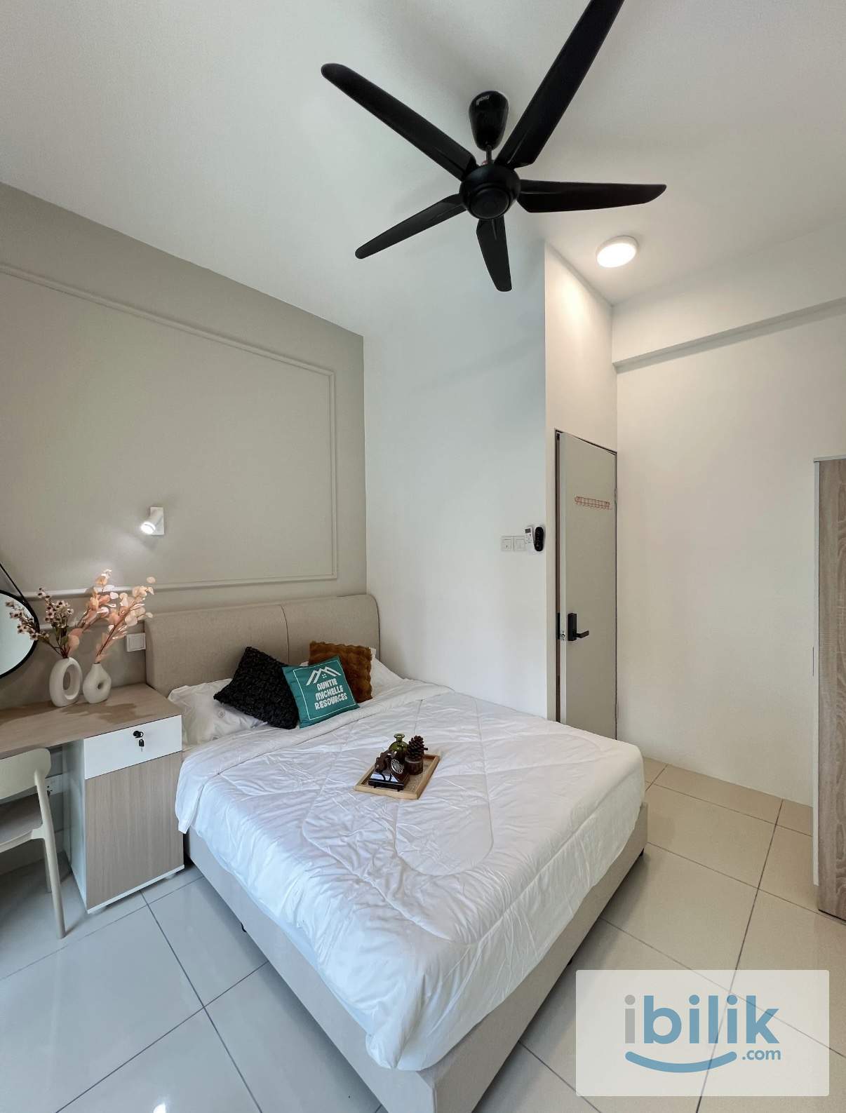 (Mixed Unit) Balcony Medium Room at D’Seven Sunway - Image 1