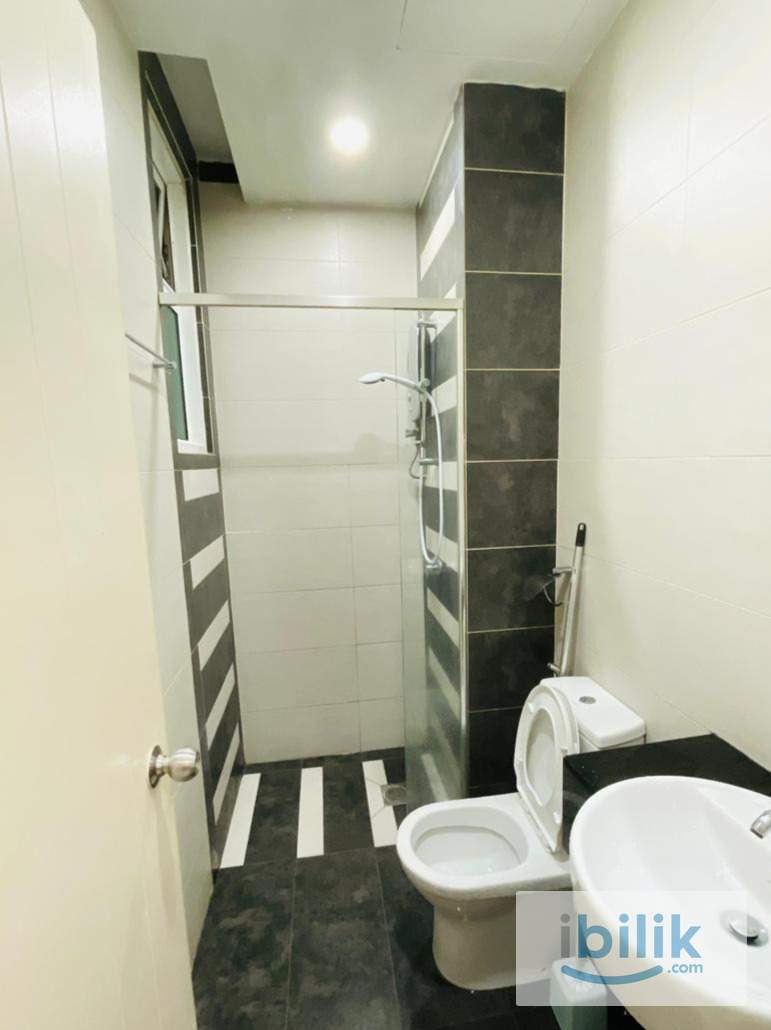 Sungai Besi near TBS (Big Middle Room+Parking) - Image 2