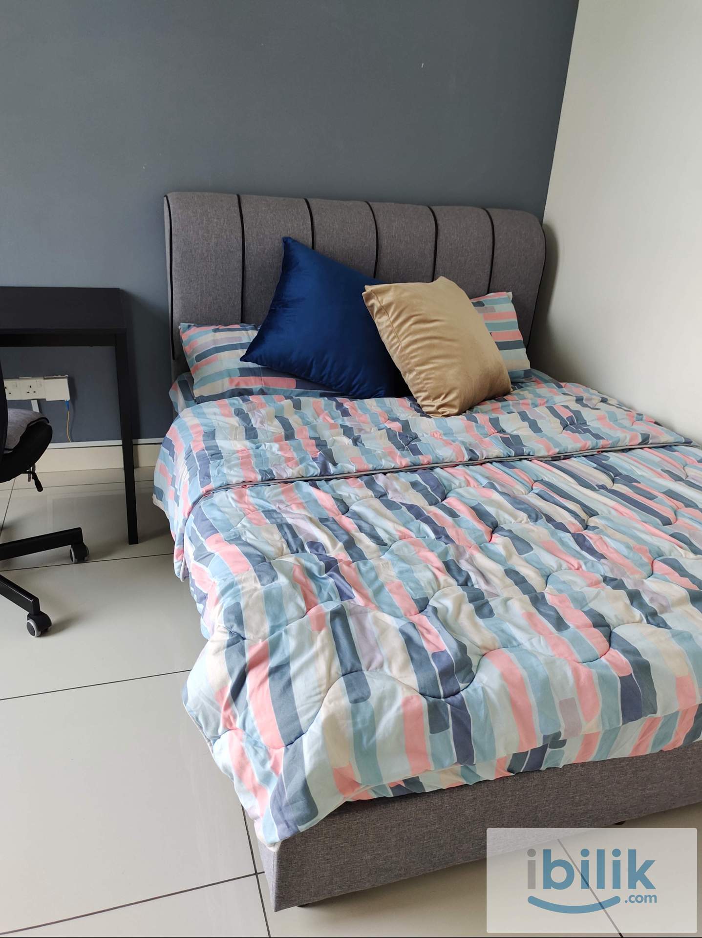 Queen Bed Big Middle Room 大间中房包水电网 有阳光！ - Image 2