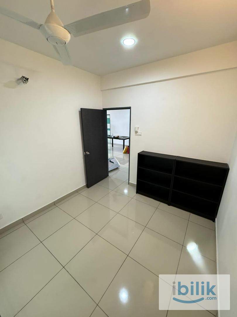 Cozy Middle Room at Primero Heights - Image 1