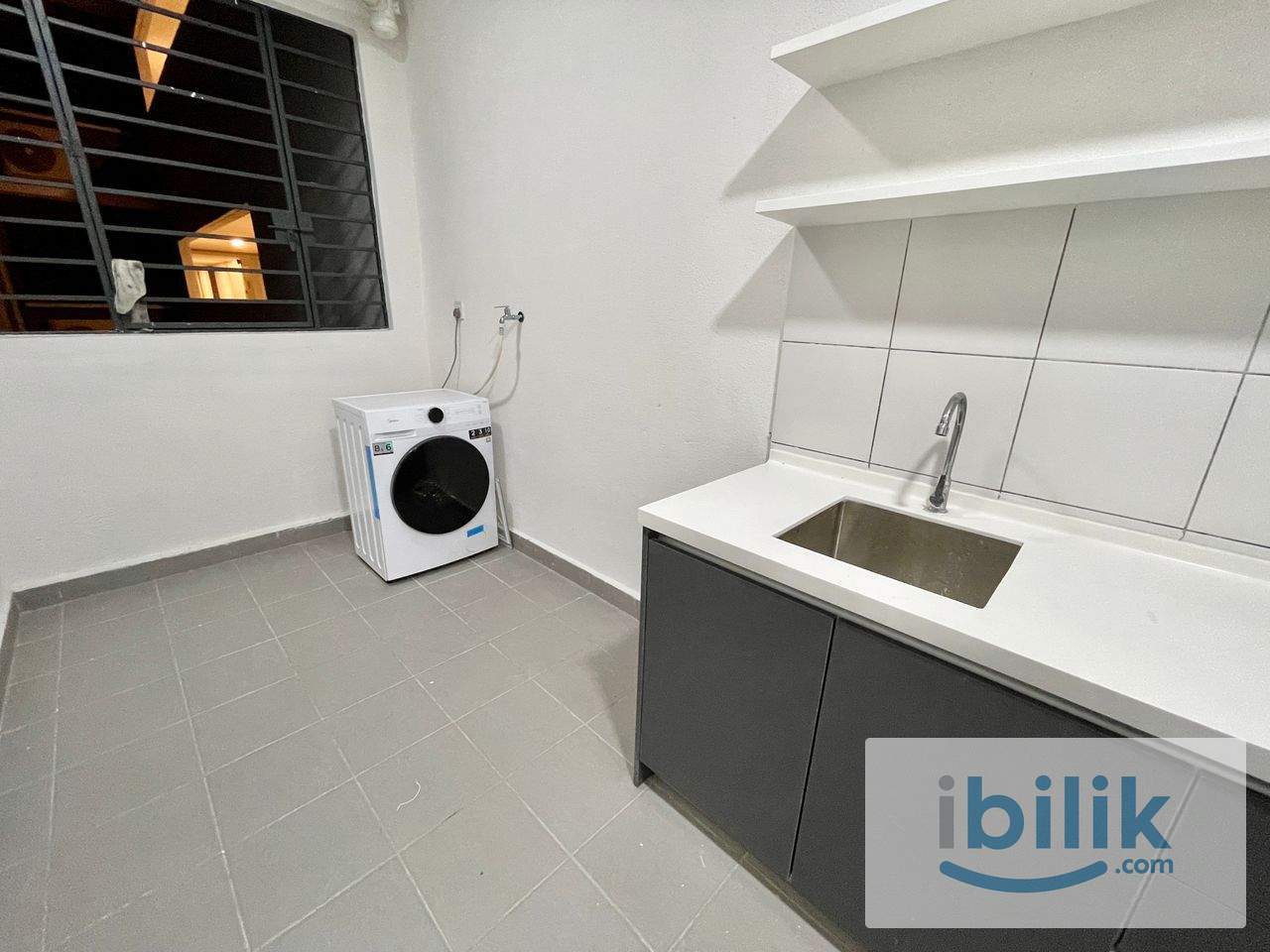 (KEYLESS) E-ISLAND MEDIUM ROOM FOR RENT @ SMART LOCK @ PUCHONG SOUTH @ WINDOW LAKE VIEW @  MIXED UNIT - Image 4