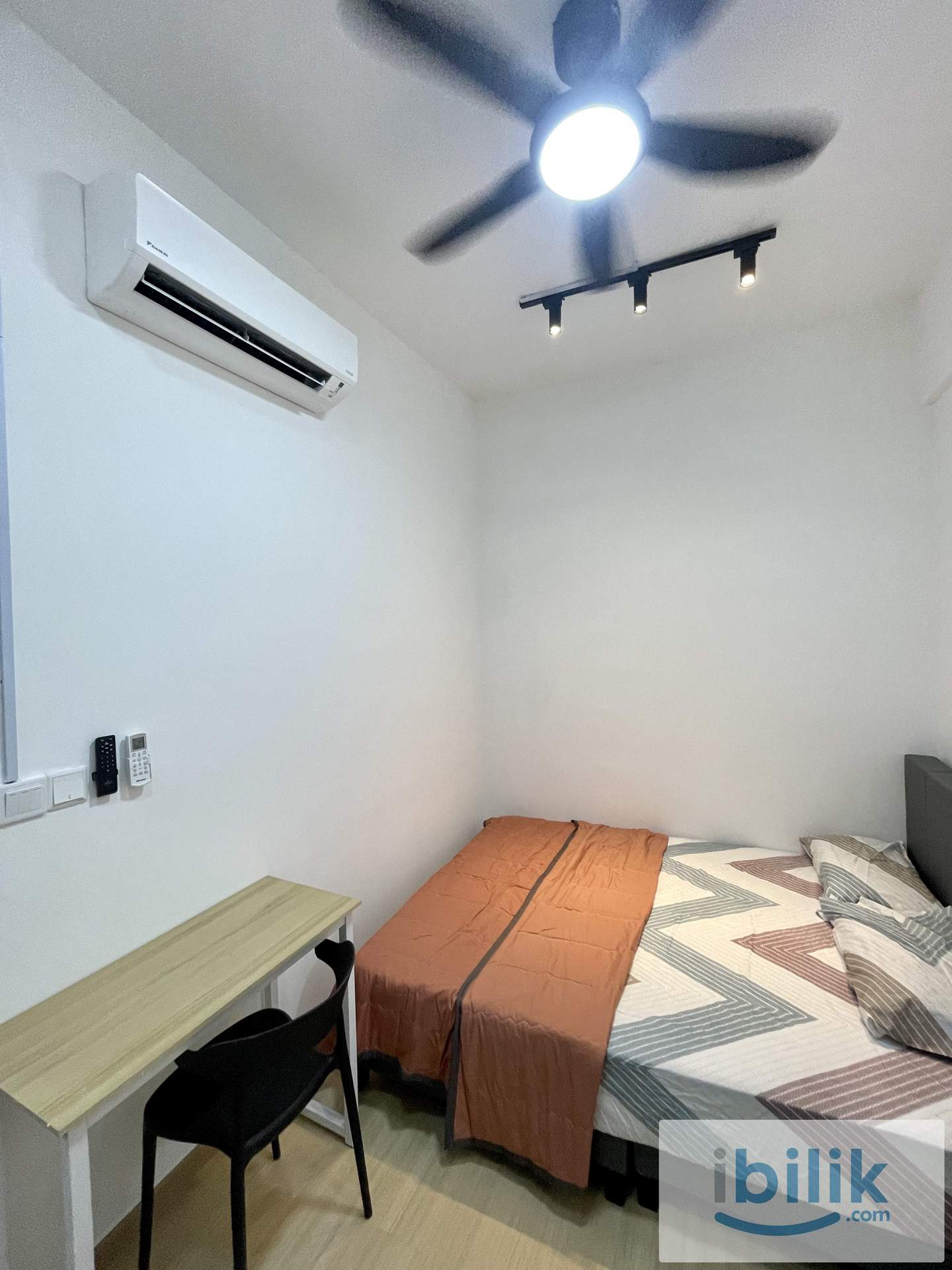 FEMALE MUSLIM @ I-CITY MALL 3 MINS WALKING @ BECENTRAL 2 @ CONDO FOR RENT - Image 7