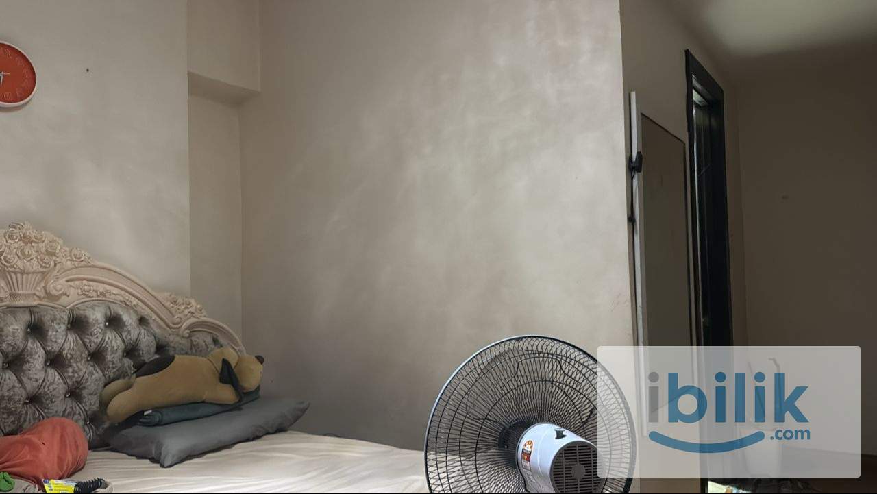 Master Bedroom (Shared) - Image 8