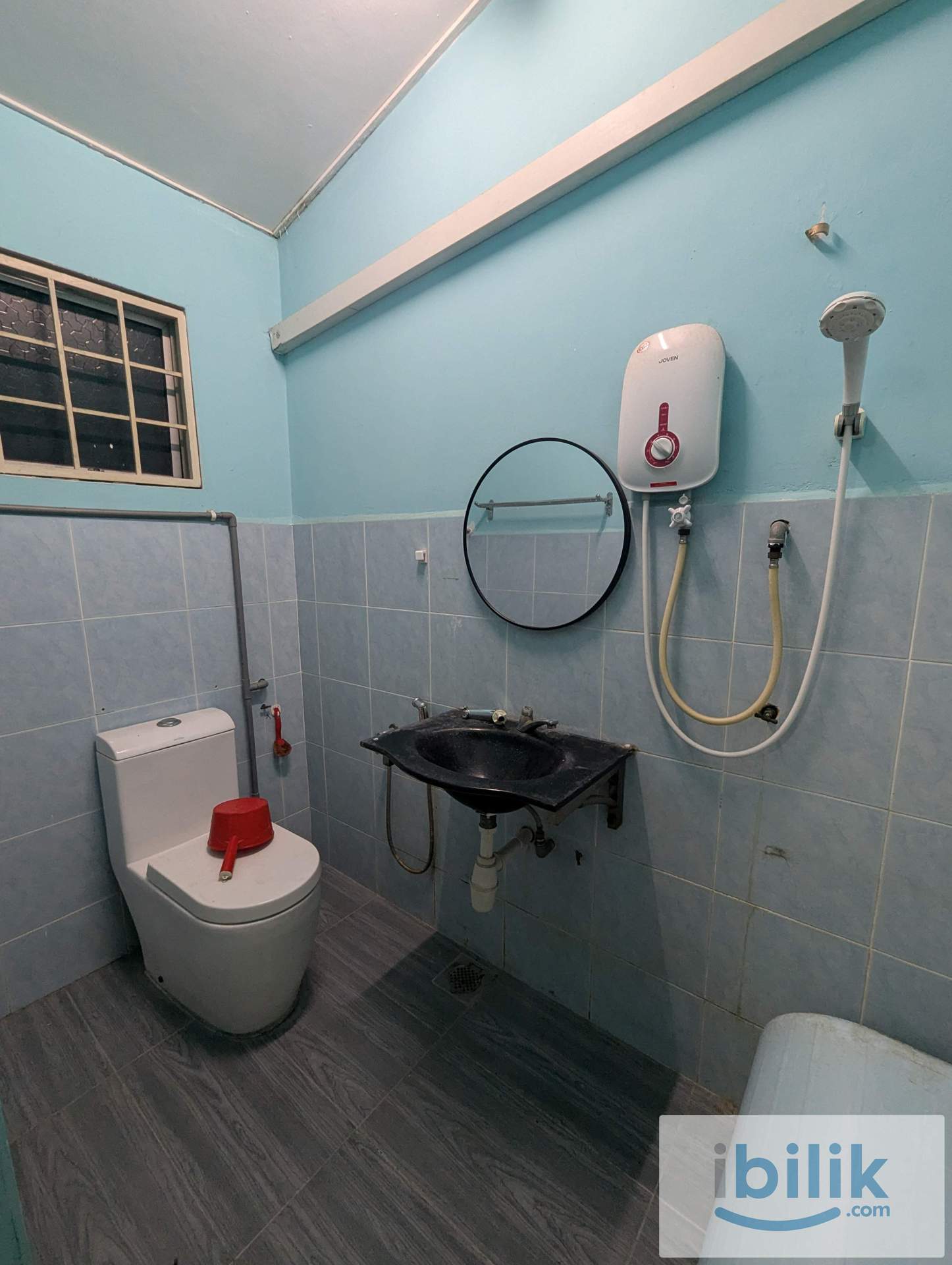 Spacious Large Room at Taman Indah Perdana, Kepong - Image 2