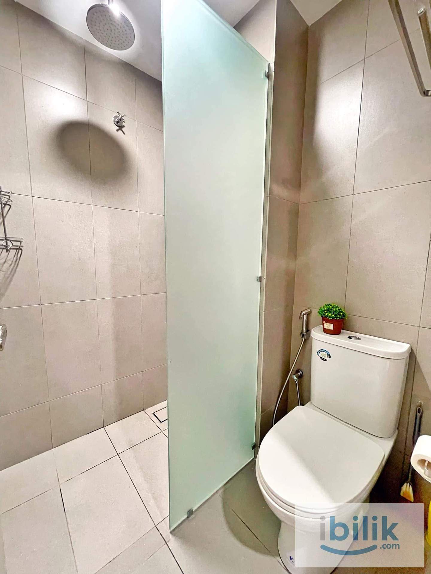 Fully Furnished Single Room at Bandar Sunway - Image 8