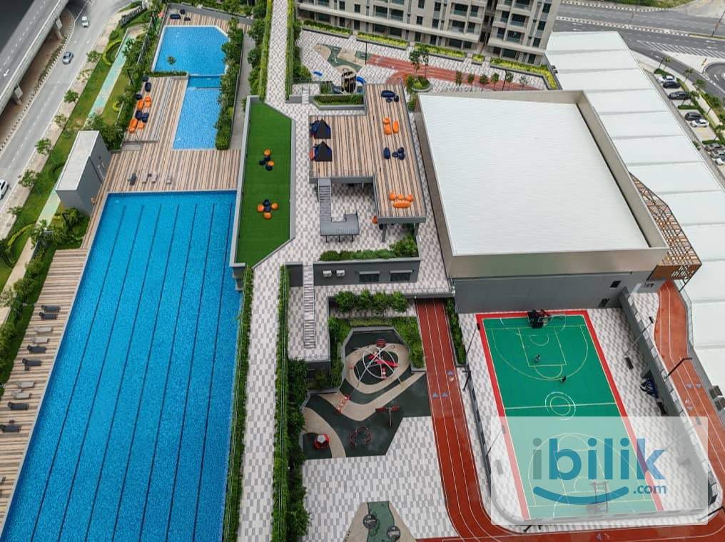 Middle Room at Sinaran Residences, Batu Kawan - Image 7