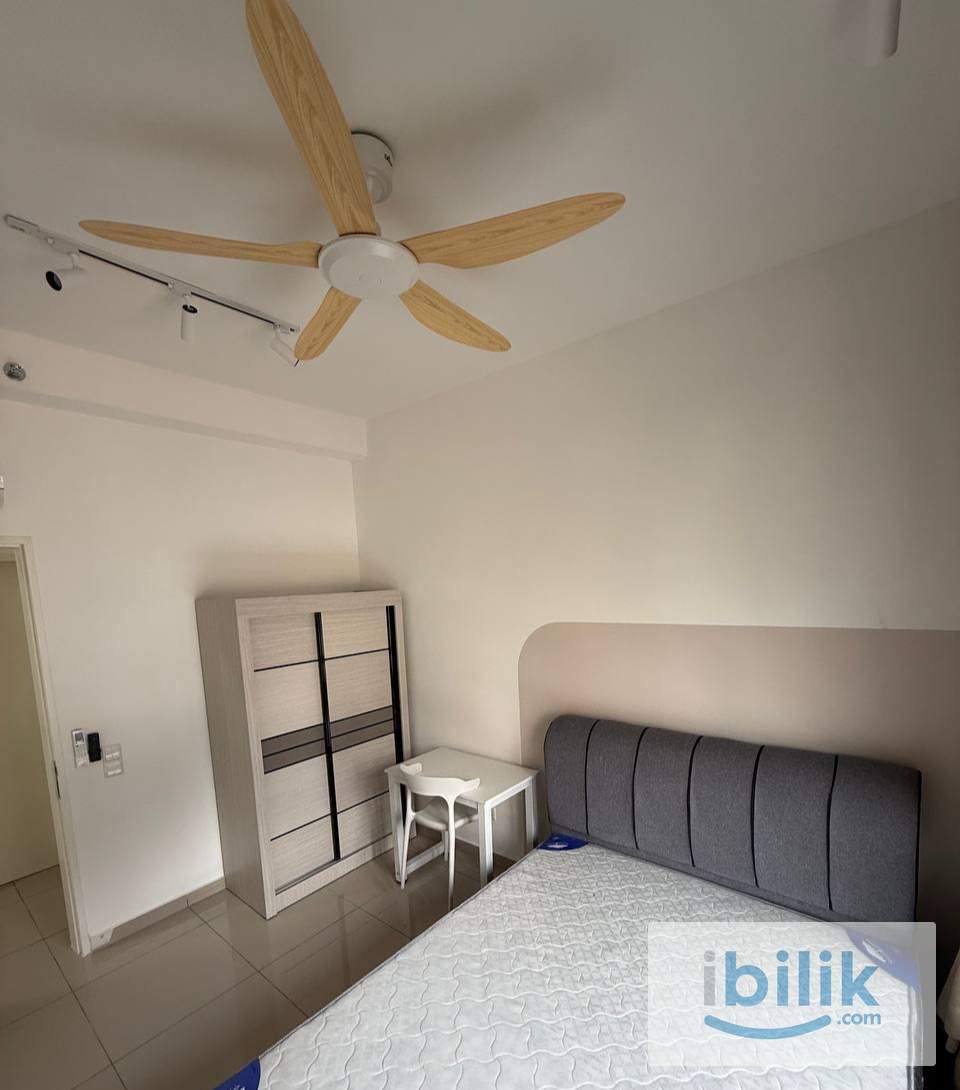 Bintang Residence Bukit Jalil Medium Room - Image 2
