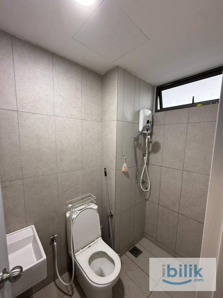 Kenwingston Platz Master Room - Image 2