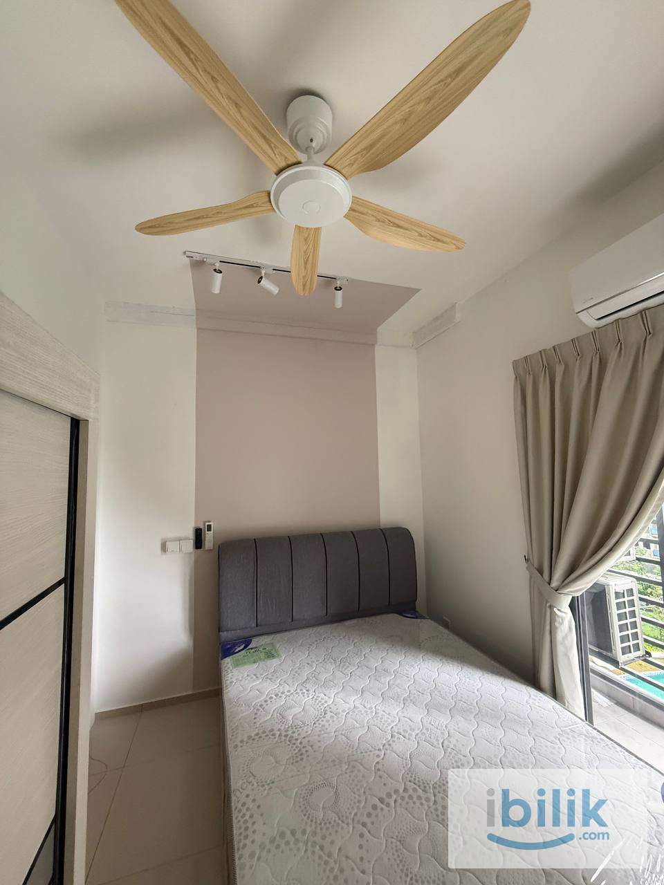🏙️🛏️ Bintang Residence — Middle Room  - Image 3