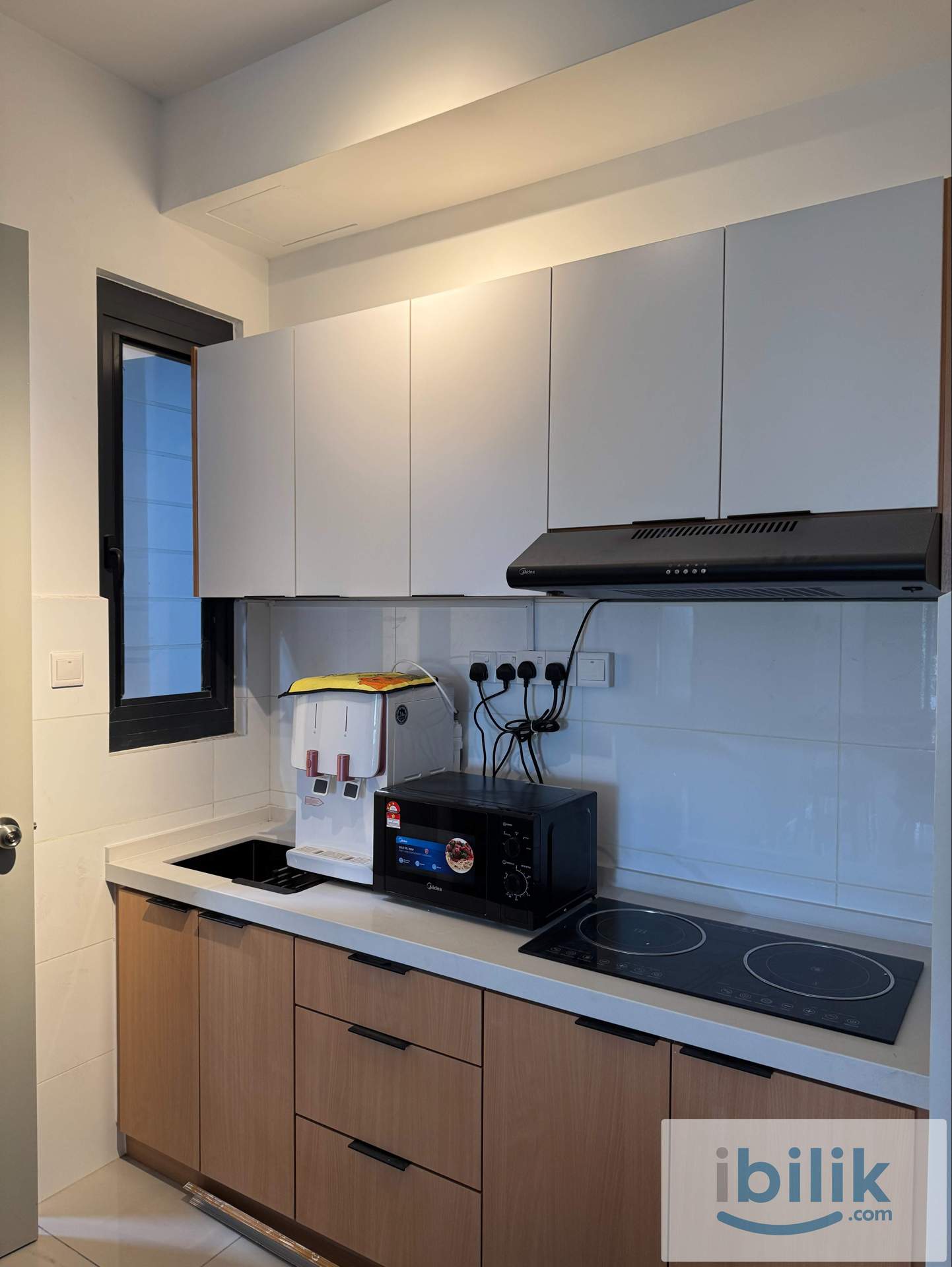 You City 3 Brand New Middle Room 850 - Fully Furnished with Muji Design, Walking distance 1mins to MRT - Image 3