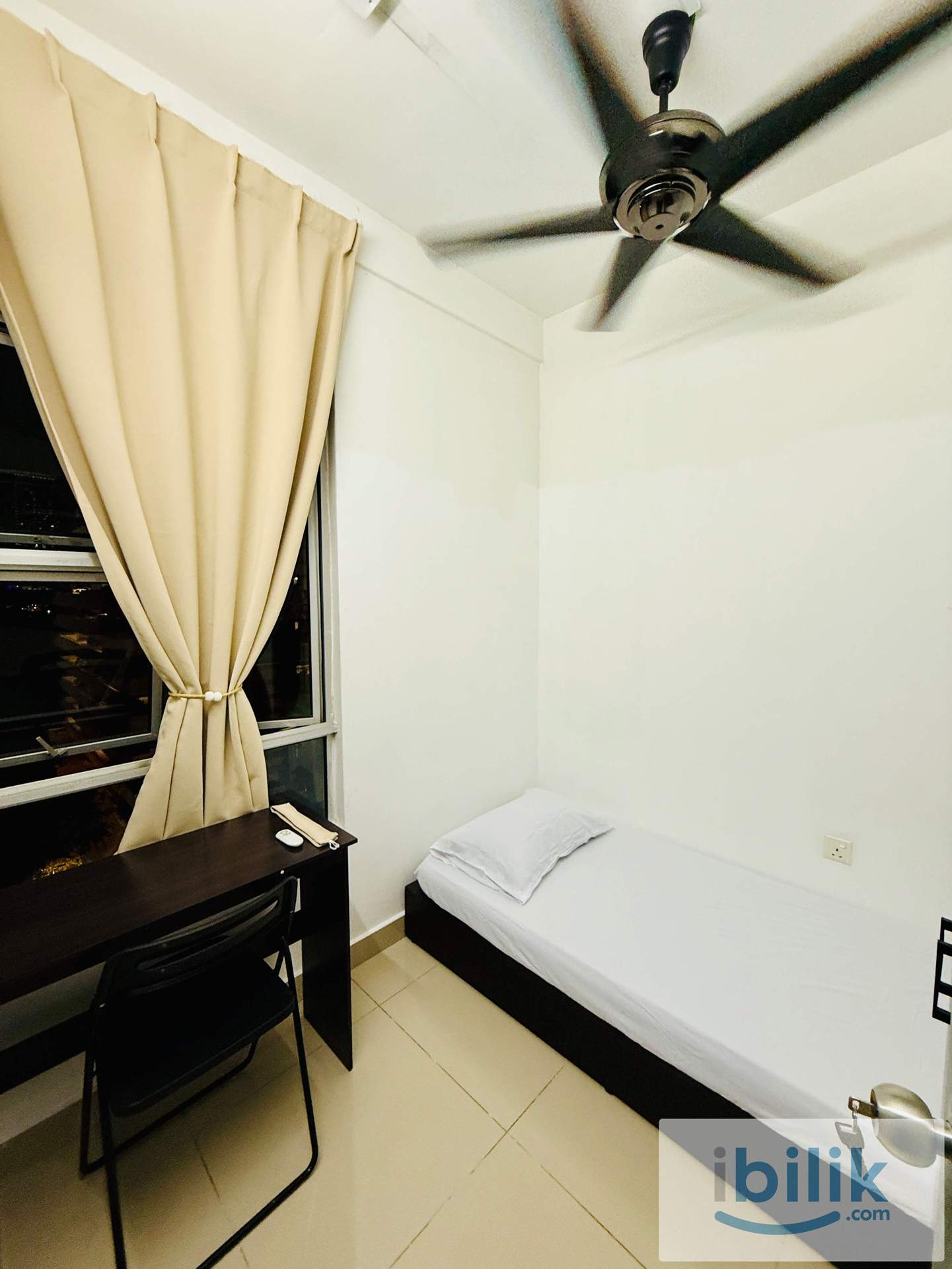 PROMOSI | Cyberjaya | Spacious Room | FEMALE | Non Sharing | WIFI - Image 1