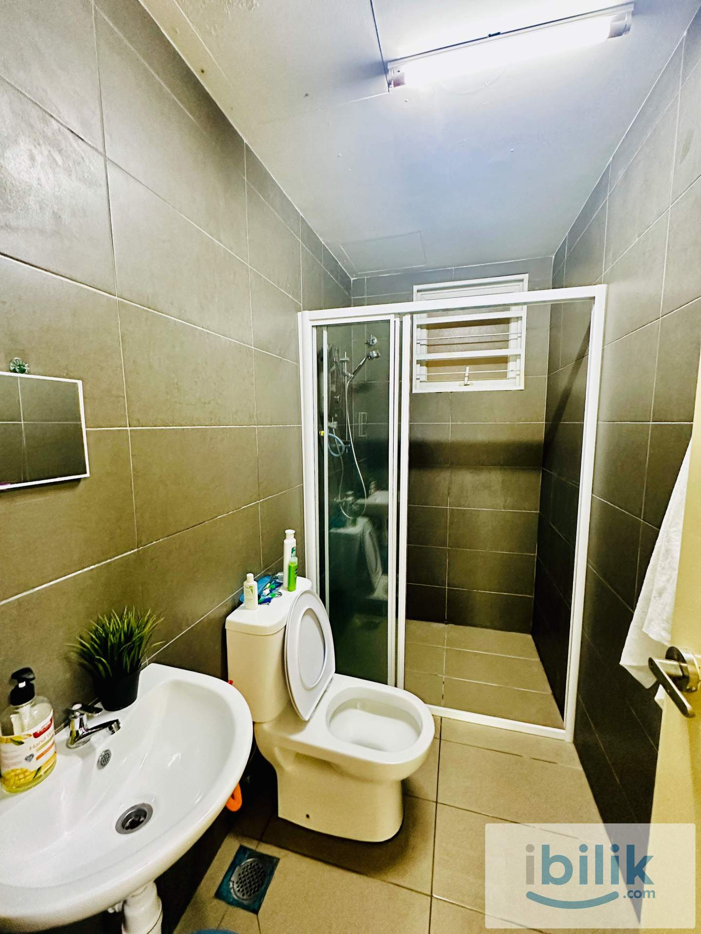 PROMOSI | Cyberjaya | Spacious Room | FEMALE | Non Sharing | WIFI - Image 3