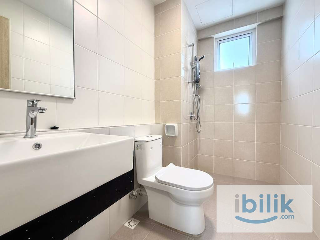 Single Room at Havana Beach Residences, Bayan Lepas - Image 3