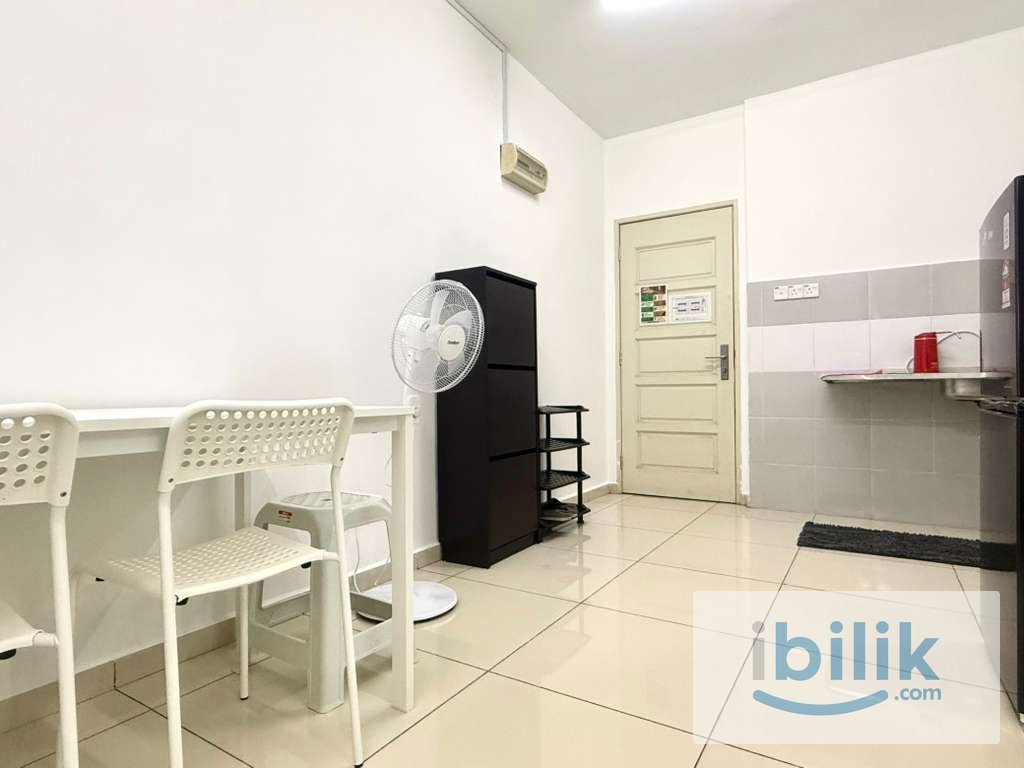Middle Room at Idaman Selasih, Sungai Ara - Image 4