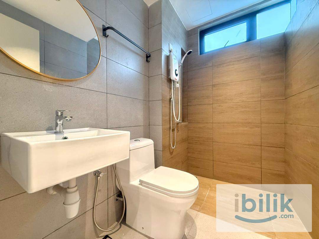 Premium Master Room For Rent @ Vivo Executive Apartment, Batu Kawan - Image 4
