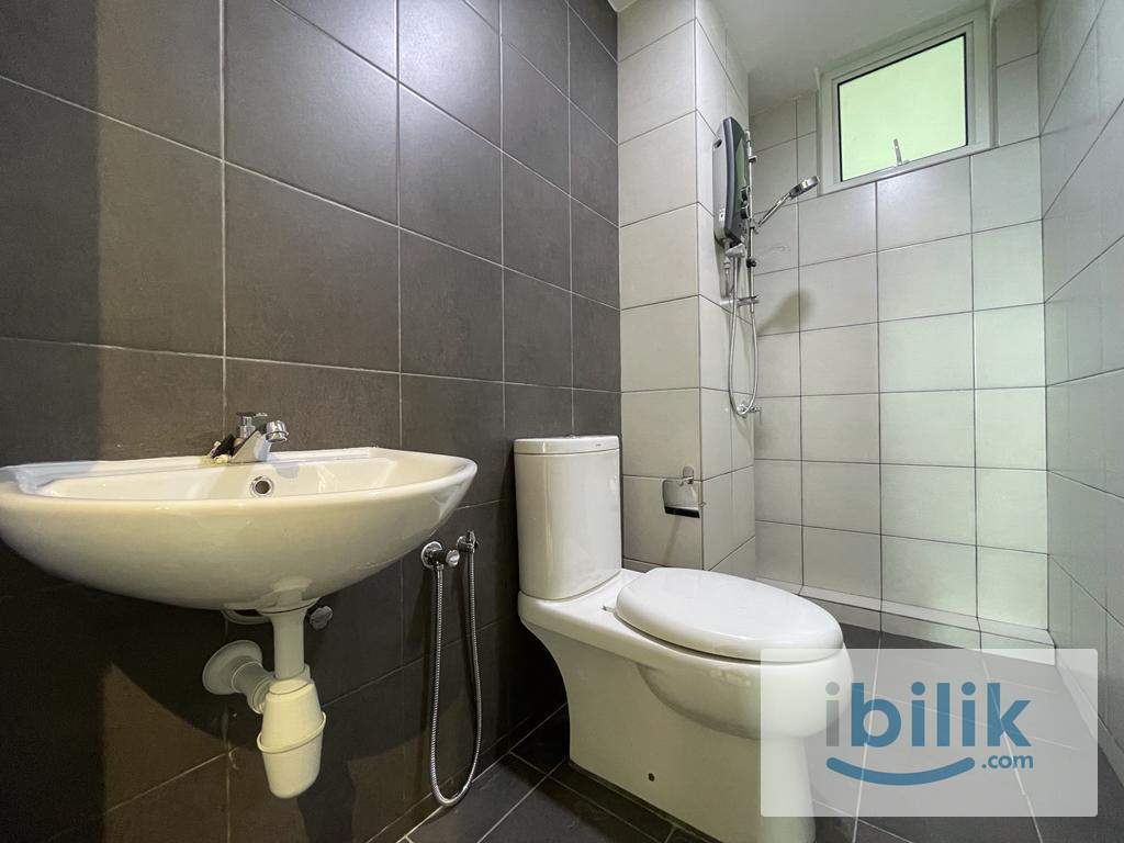 🌟 Cozy Single Room For Rent @ Fairview Residence, Sungai Ara - Image 3