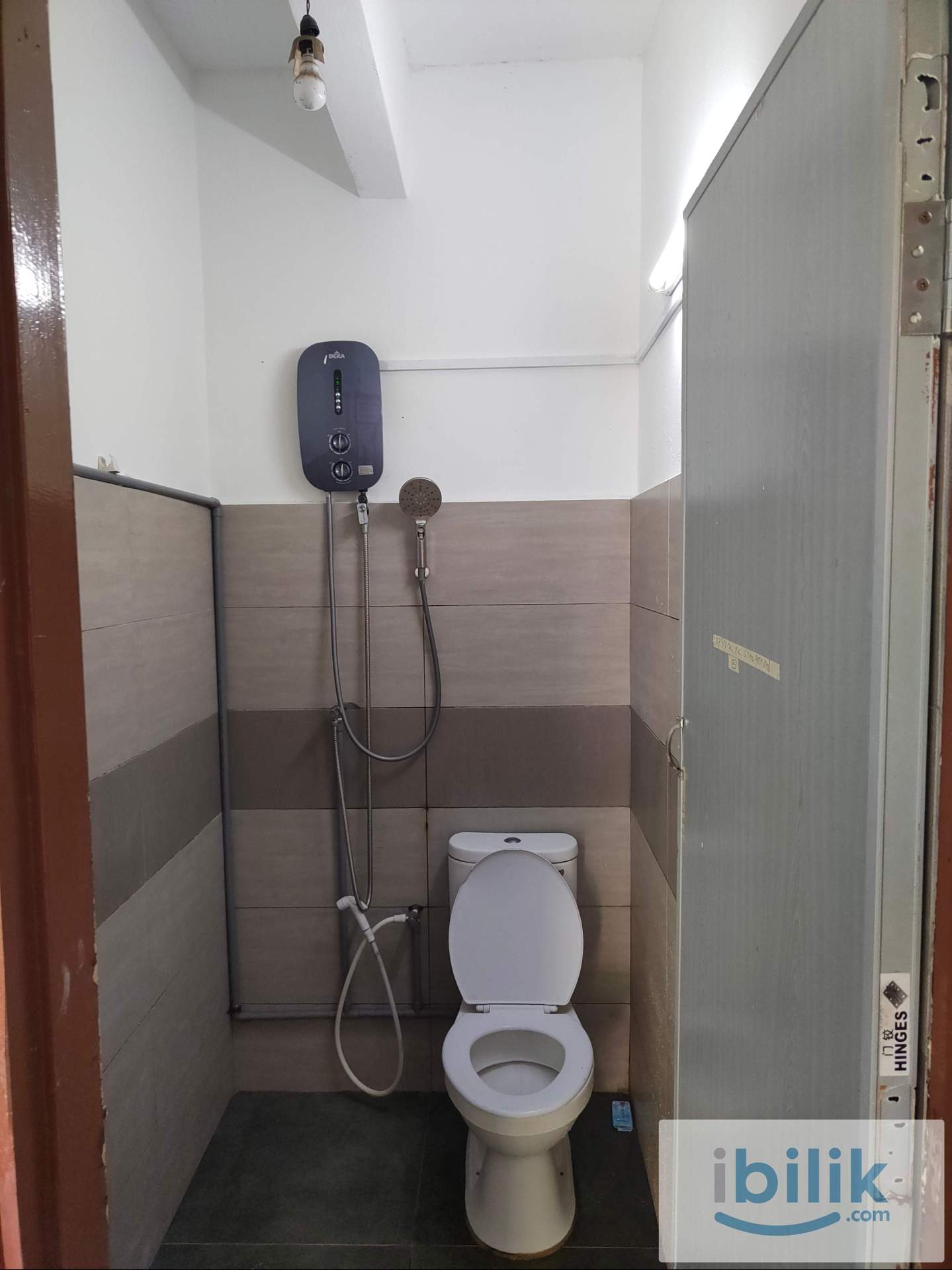 Bilik Medium ATTACHED BATHROOM  Tmn Seputeh KL  untuk di Sewa - Image 5