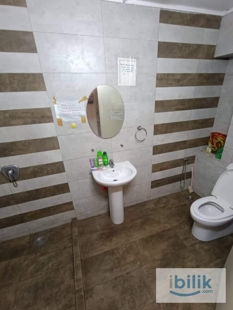 Bilik Single Air Con Di Bangsar Lorong Maarof KL  - Image 2