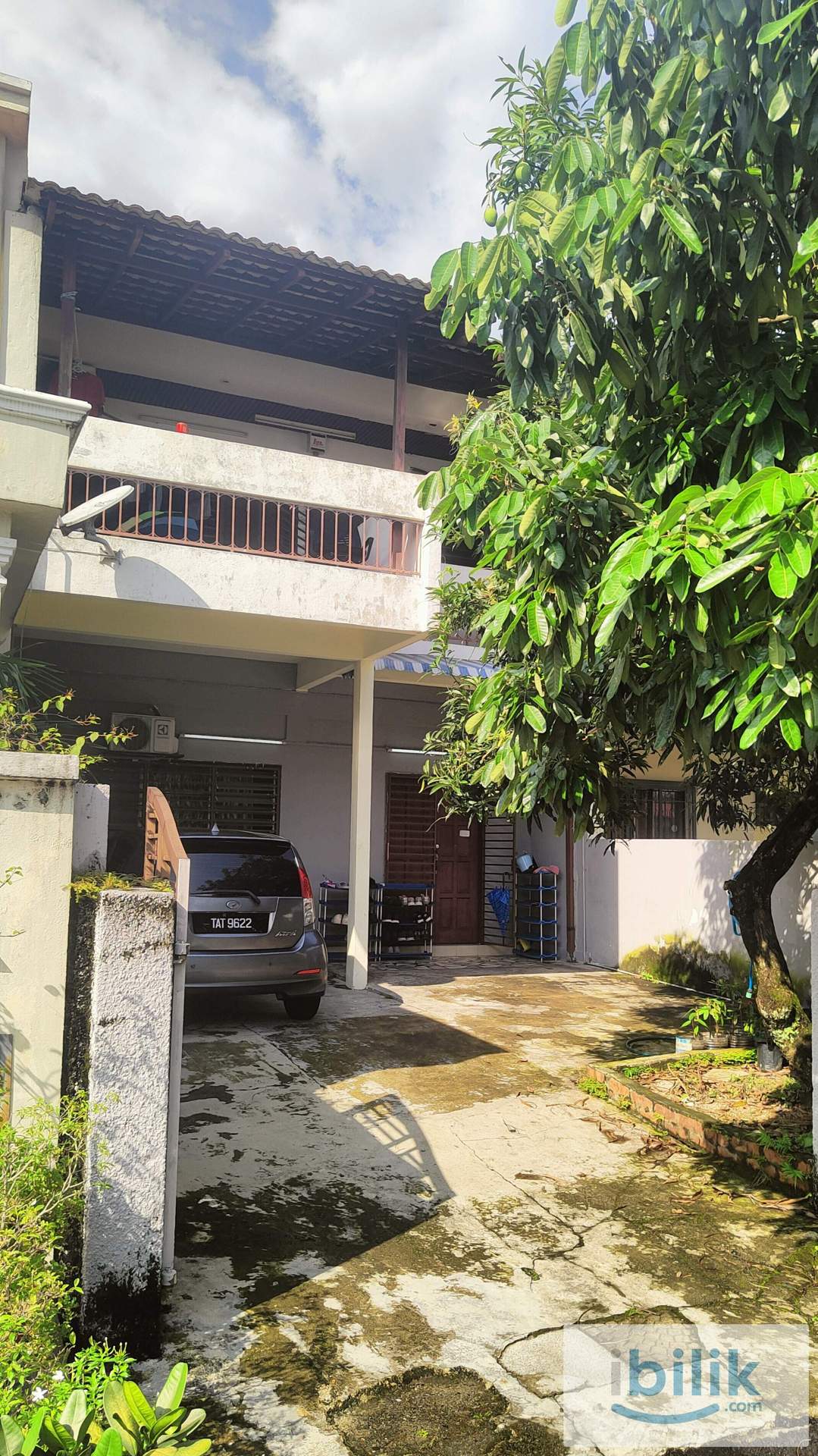 Bilik Medium Teres dengan Balcony  di Kampung Pandan KL - Image 2