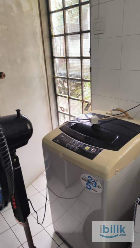 🏡 Single Room with Air Con – PJS Subang (Terrace House) - Image 6