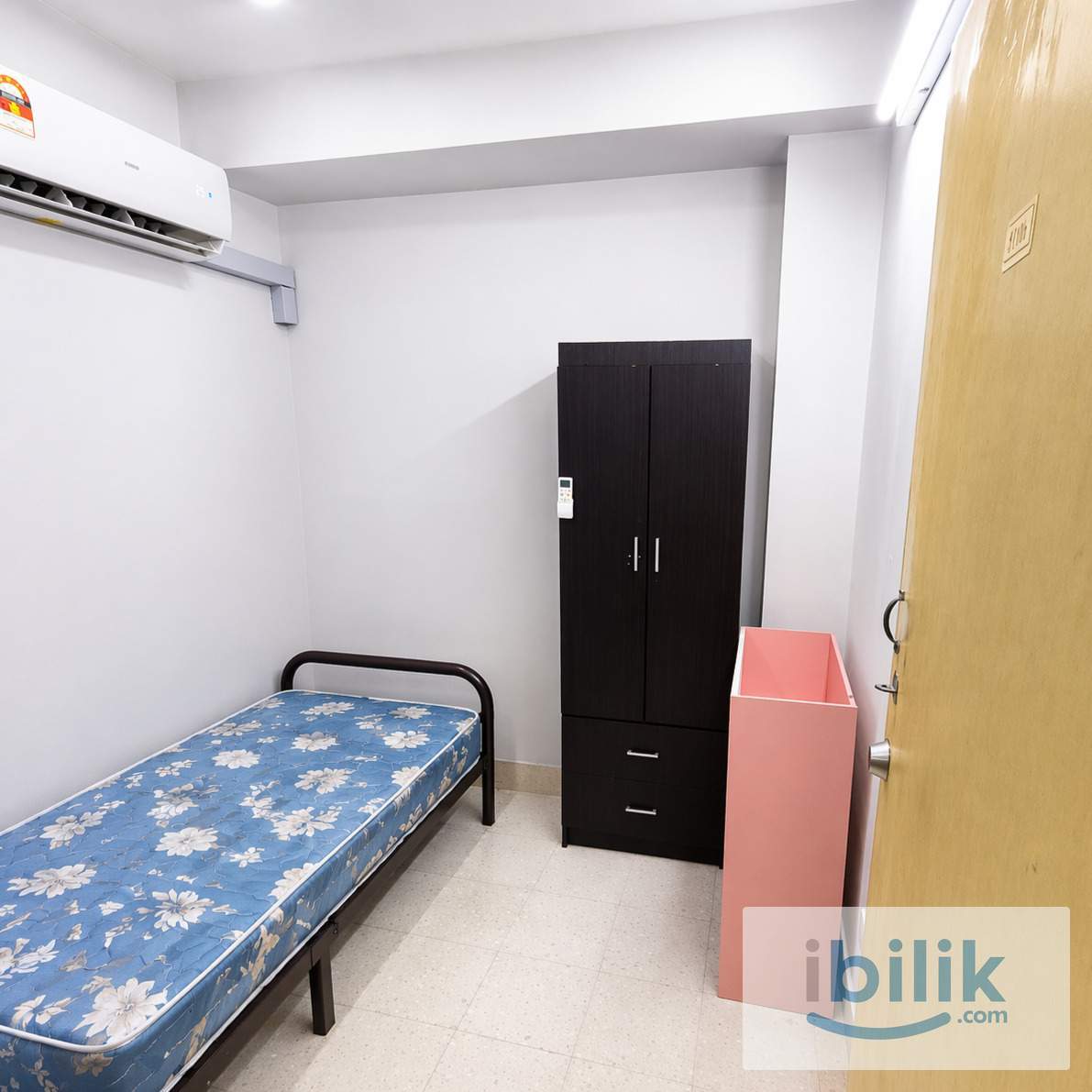 Bilik Single Aircon Rumah Teres Taman Connaught - Image 1