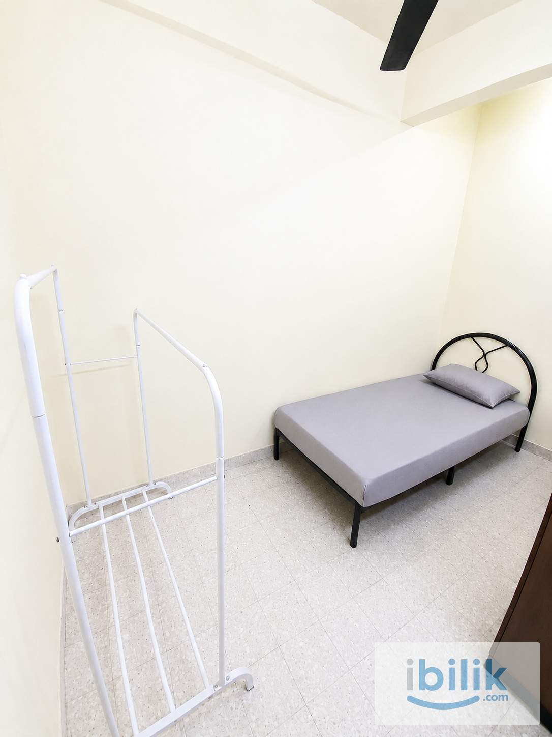 🏡 Bilik Single Furnished di Rumah Teres @ Taman Bukit Desa, KL - Image 1