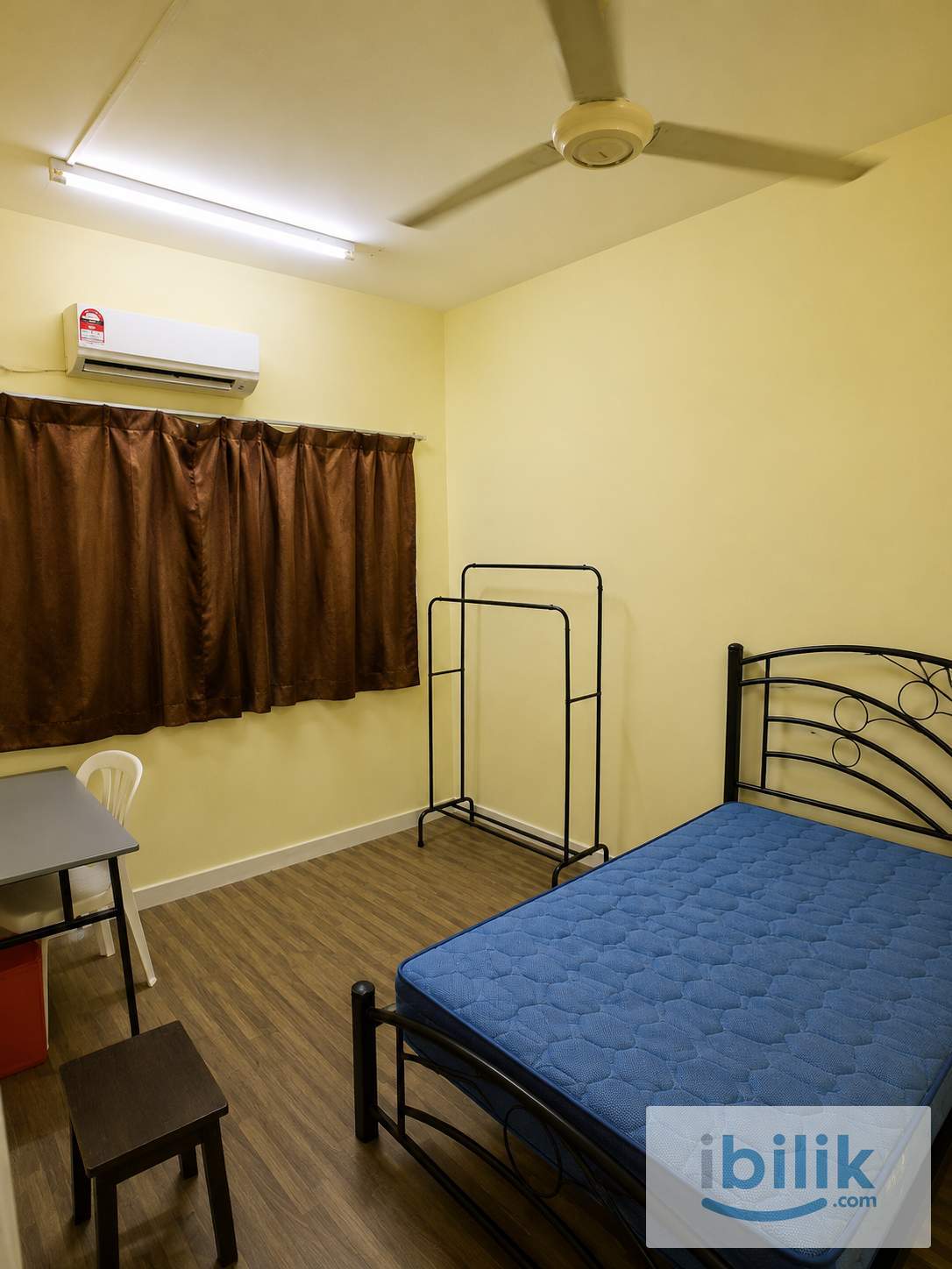 🏡 Queen Bed Room for Rent @ Jalan Limau Purut, Bangsar (Terrace House) - Image 1