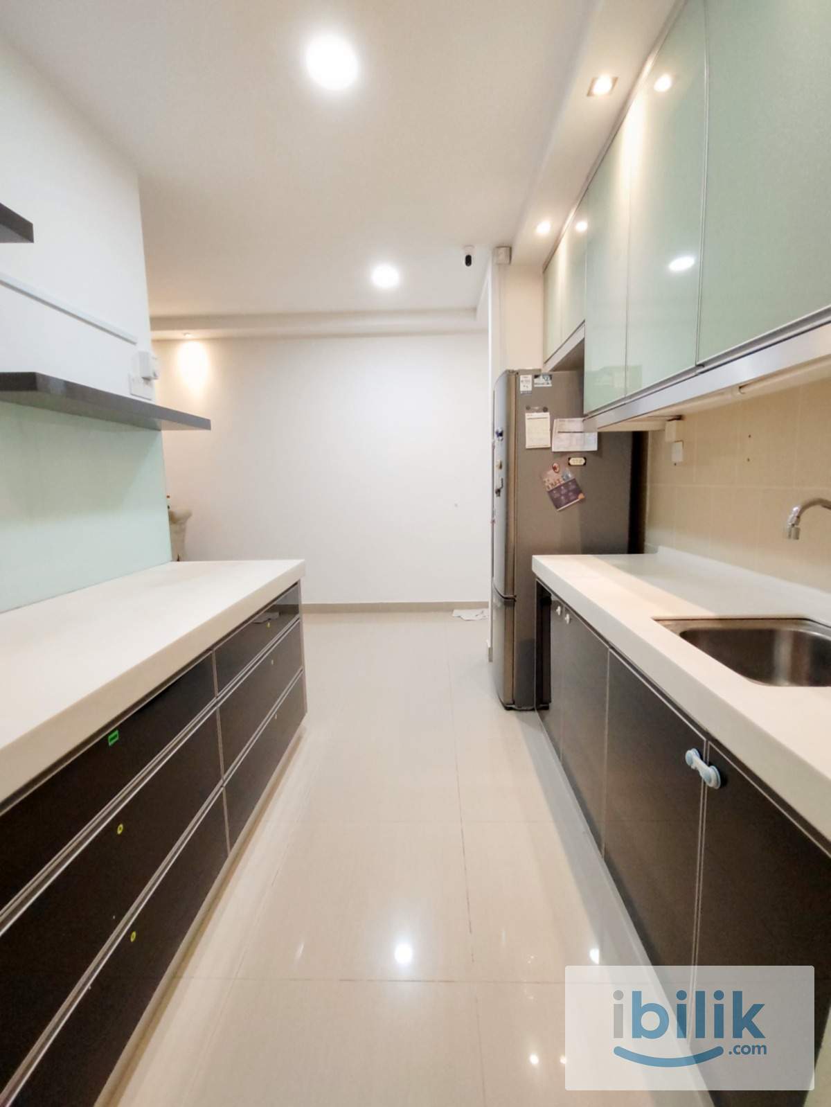Comfy Single Room - Image 6