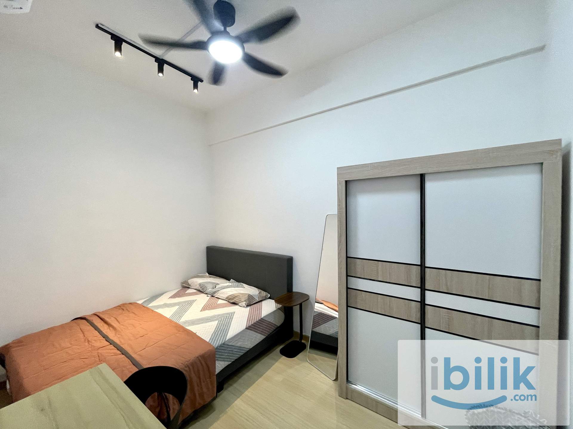 I-CITY MALL 3 MINS WALKING @ BECENTRAL 2 @ FEMALE MUSLIM @ ROOM FOR RENT - Image 7