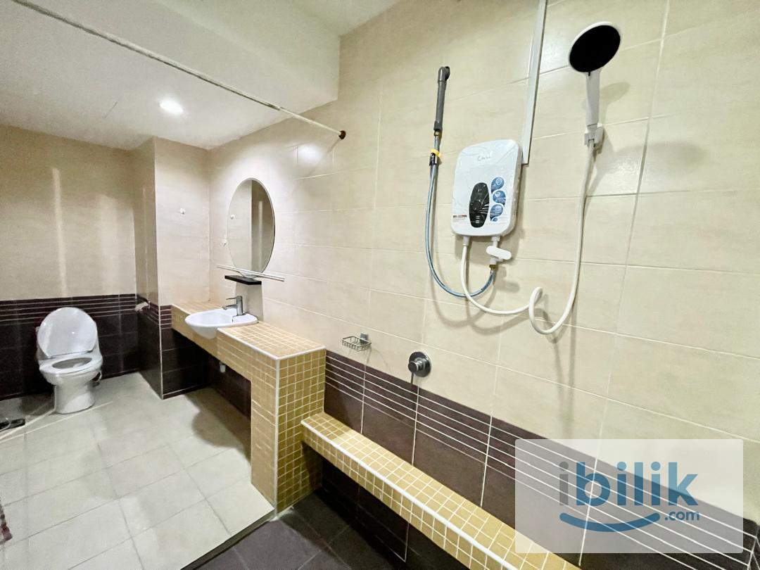 Newly Furnished Master King Bedroom to Rent @ Casa Indah 2 @ Keyless Room @ 5 mins walk to LRT @ Smart Lock @ Mix Unit - Image 1