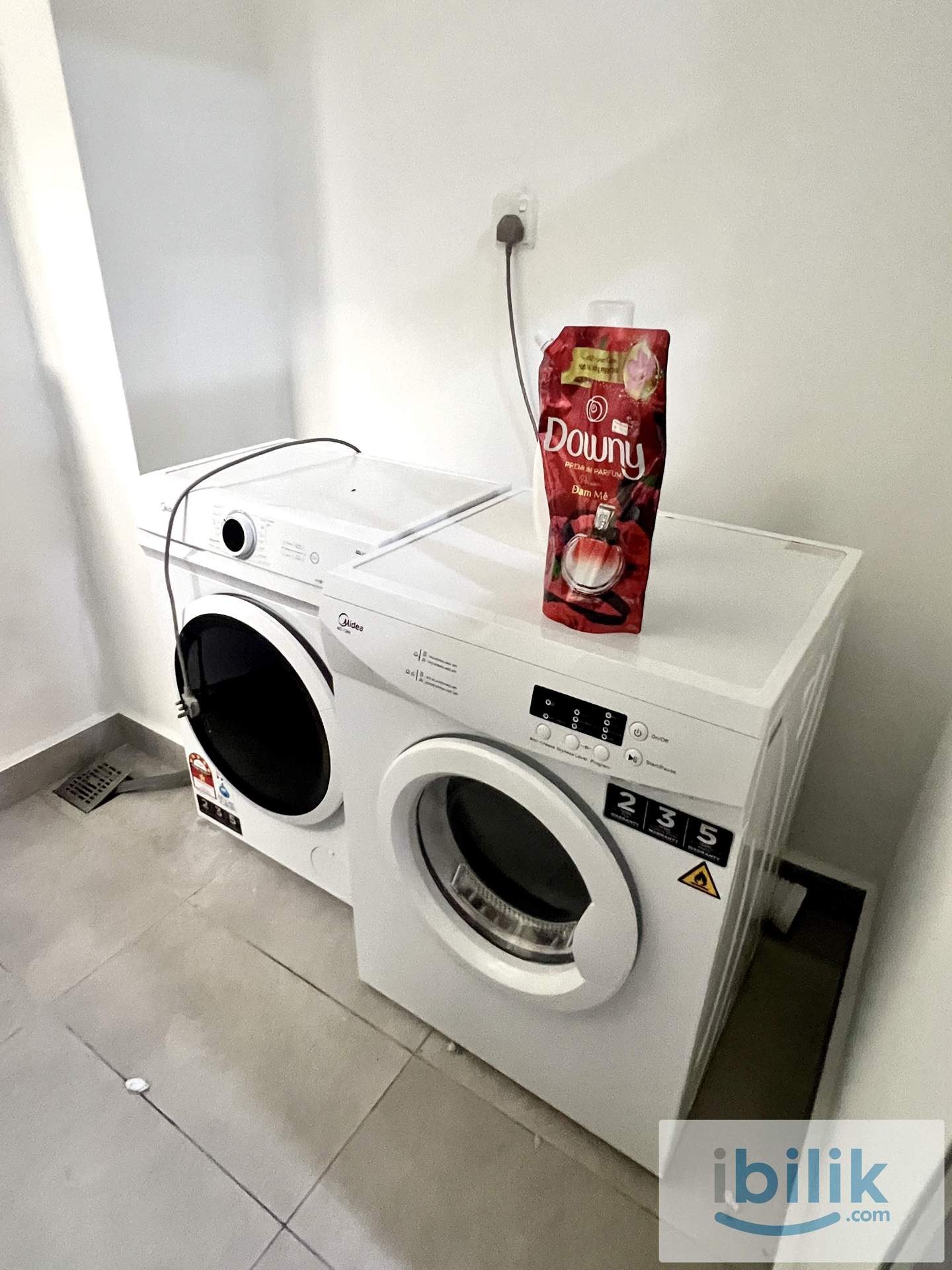 Residence @ Suasana Damai @ Single Room @ 8 mins walk to MRT - Image 5
