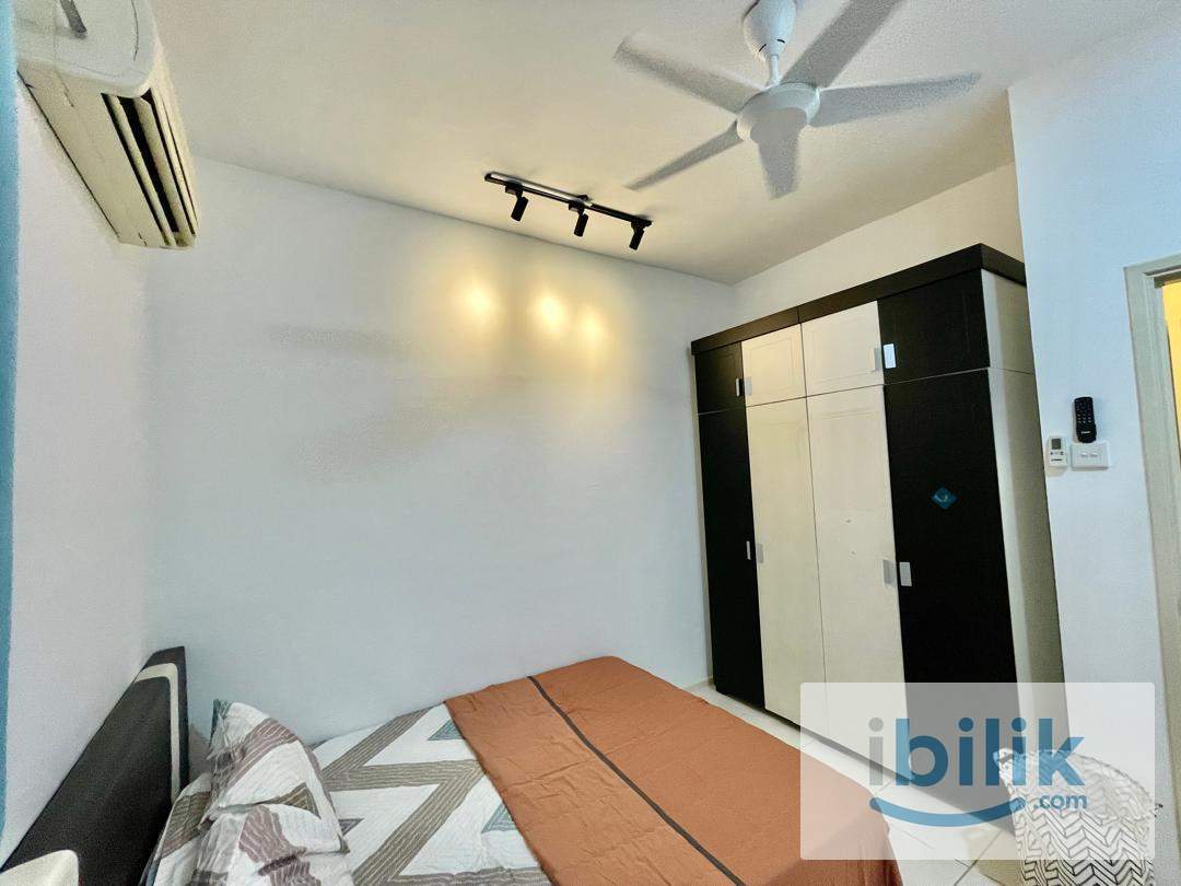 Newly Furnished Medium Queen Bedroom to Rent @ Casa Indah 2 @ Keyless Room @ Smart Lock Main Entrance @ Mix Unit - Image 6