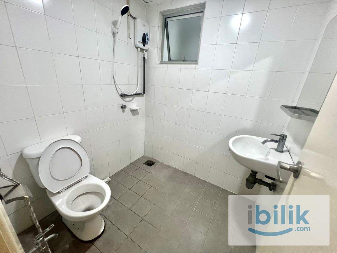 Newly Furnished Medium Single Room to Rent @ Casa Indah 2 @ Keyless Room @ Smart Lock Main Entrance @ Mix Unit - Image 3