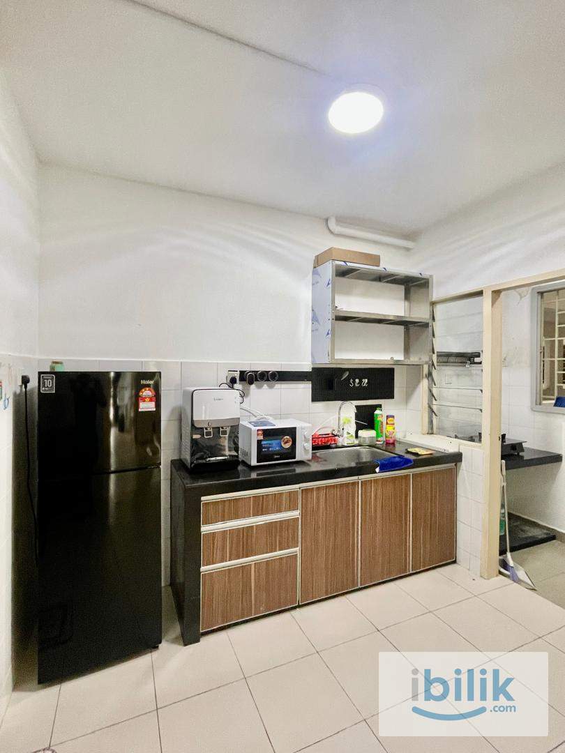 (KEYLESS) Smart Lock @ Medium Single Bedroom for Rent at Seri Baiduri @ Setia Alam@ Female Muslim Unit - Image 3